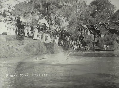Nepean River swimming carnival 1917 Little Sandy (Camden Images)